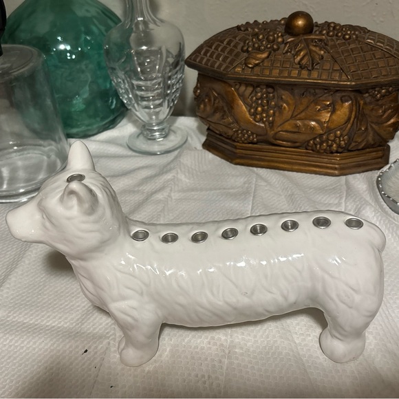 CUTE CERAMIC WHITE CORGI DOG HANUKKAH MENORAH - Picture 3 of 7